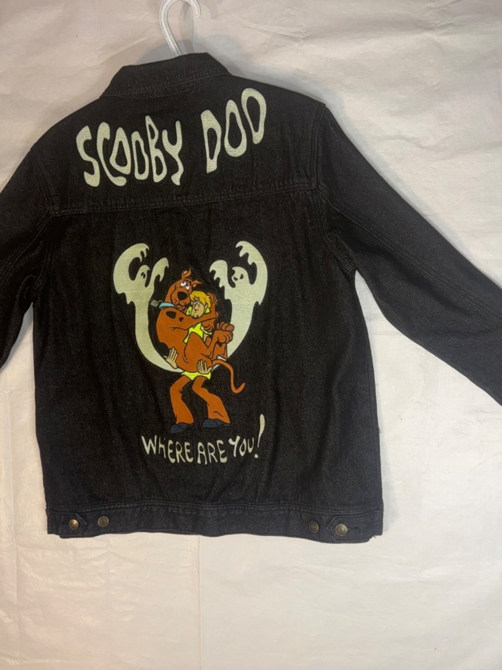 Cakeworthy Scooby-Doo Glow Denim Jacket featuring black corduroy material - Picture 9 of 16